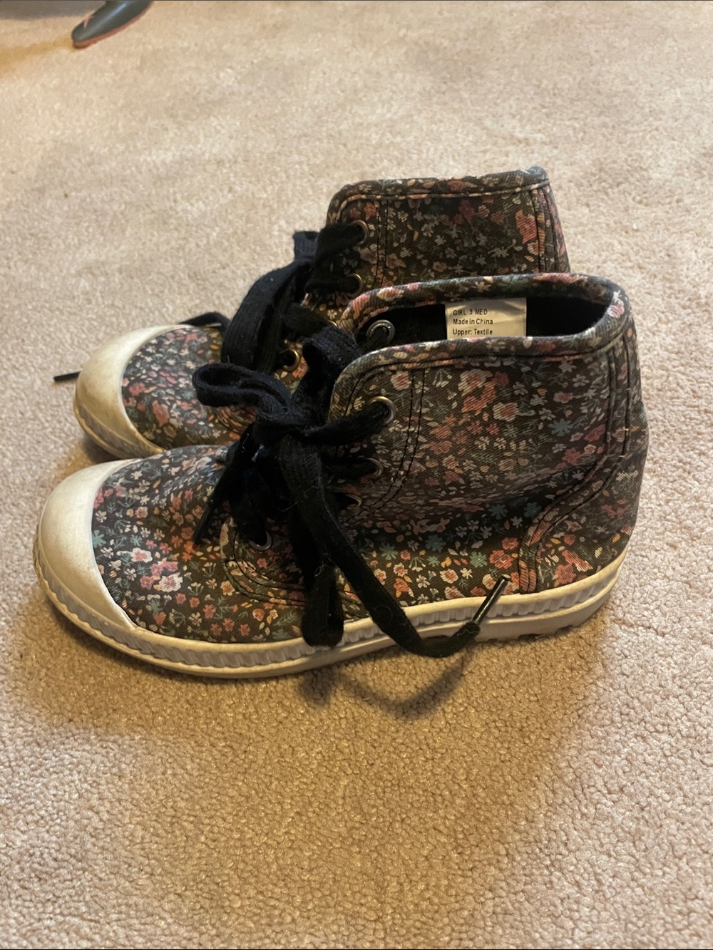 Kids Floral High-Top Sneakers in Black and Pink